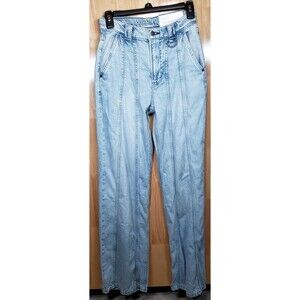 Arizona Women's 0 Light Wash High-Rise Denim Jeans Center Seam NWT